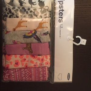 Old Navy Girls Hipsters underwear